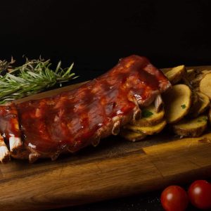 Coaste de porc bbq si cartofi cu rozmarin / BBQ pork ribs and potatoes with rosemary