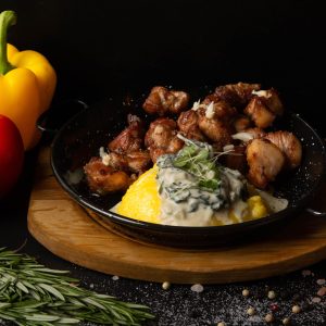 Jumări boierești / Boyar's Pork Cracklings