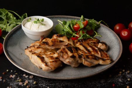 Pulpe de pui la grătar / Grilled Chicken Thighs