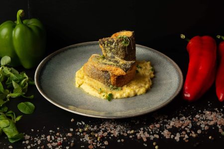 File de pastrav prajit / Fried trout fillet